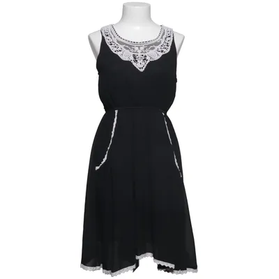 Robe (Noir) de Innocent Polyester