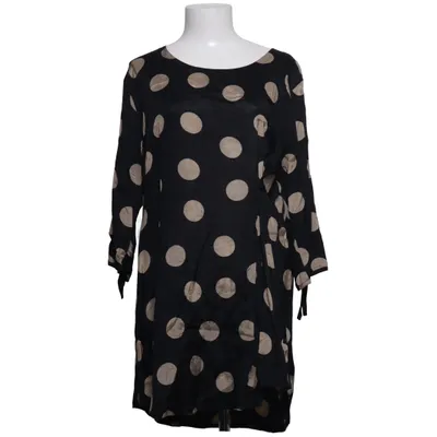 Klänning (Svart, Beige) från Masai Viskos