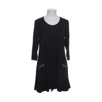 Klänning (Svart, Vit) från Kanok Elastan, Viskos