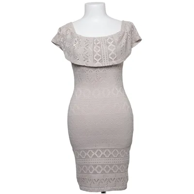 Robe (Beige) de Identity Polyester