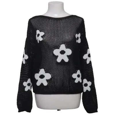 Sweater (Black, White) from Peppermint
