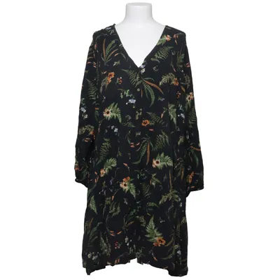 Dress (Black, Multicolored) from XLNT by KappAhl Viscose