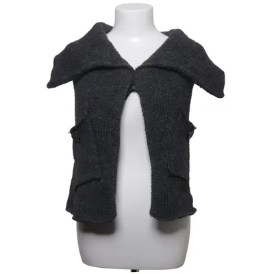 Väst (Grå) från Gina Tricot