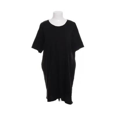 T-shirt (Svart) från MTWTFSS WEEKDAY Bomull