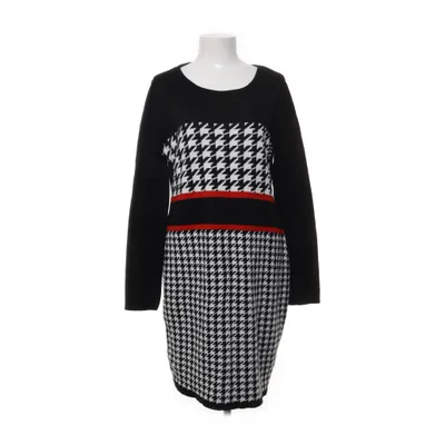 Dress (Black, White) from Bodyflirt Boutique