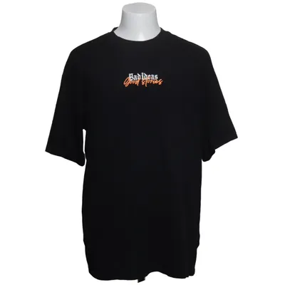 T-shirt (Black) from Much More Cotton