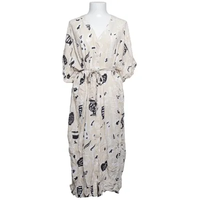 Robe chemise (Beige, Noir, Blanc) de Monki Viscose