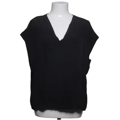 Top (Black) from Comma