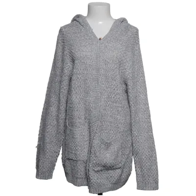 Cardigan (Grå) fra Tru Akryl