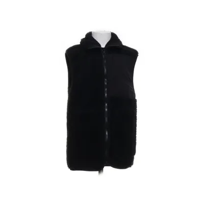 Ytterväst (PILE VEST) från Studio Total Polyester