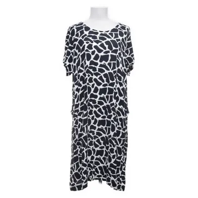 Klänning (Svart, Vit) från Karin Sömmare