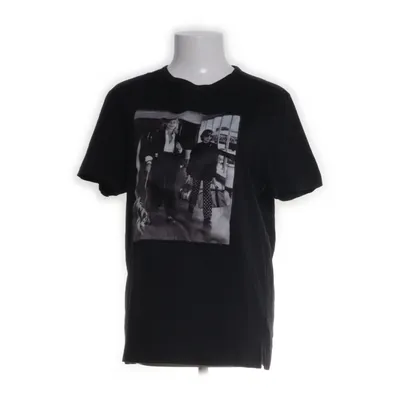 T-shirt (Black) from Limitato