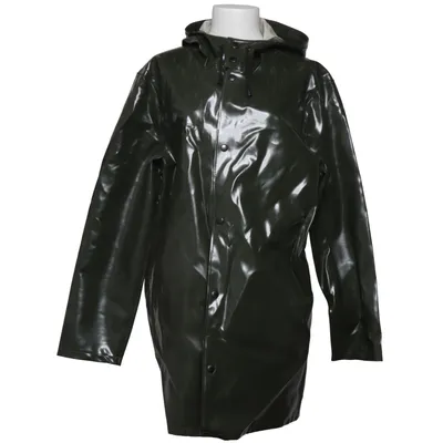 Raincoat (Green) from Stutterheim Cotton, Polyester