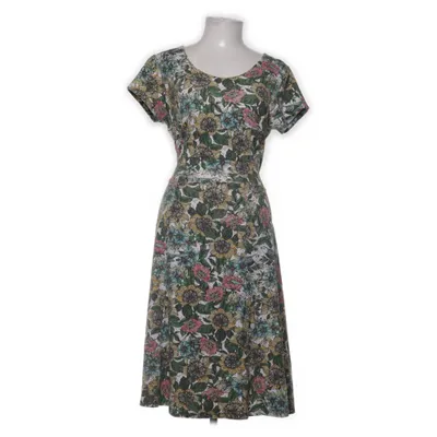 Långklänning (Hilda luftballong) från Cissi och Selma Elastan, Ekologisk bomull