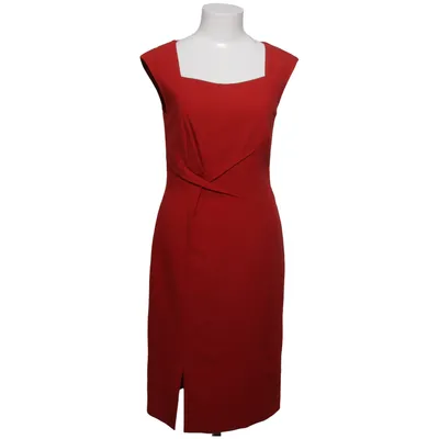 Robe (Rouge) de Singh Madan