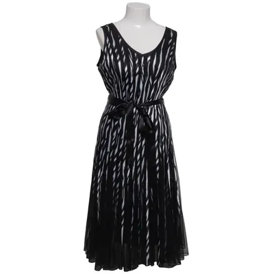 Klänning (Svart, Vit) från Sara Louise Polyester