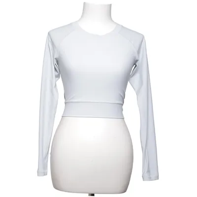 Crop top (Gray) from Ryvelle