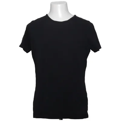T-shirt (Schwarz) von Line One