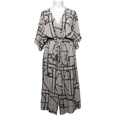Slå-om-kjole (Chalk) fra Weekday Viscose