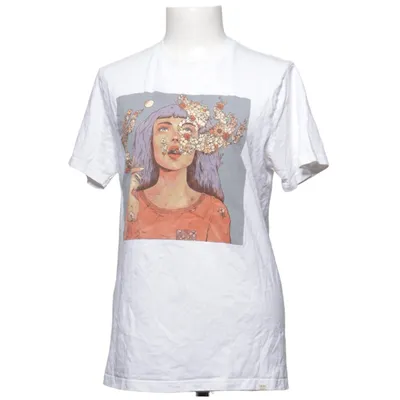 T-shirt (White) from Wituka