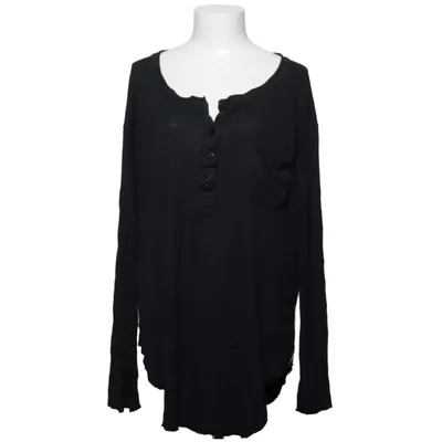 Farfarströja (Svart) från One by One Teaspoon