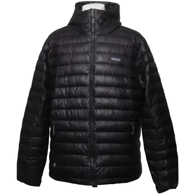 Dunjacka (Svart) från Patagonia Dun, Fjädrar, Återvunnen polyester