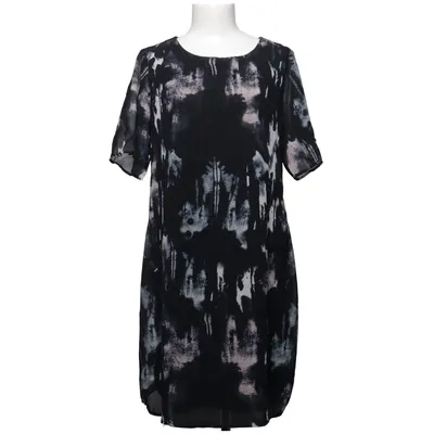 Robe (Noir, Blanc, Gris) de Mazing