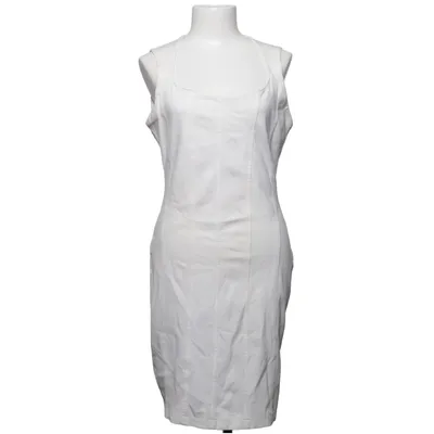 Robe (Blanc) de Emporio