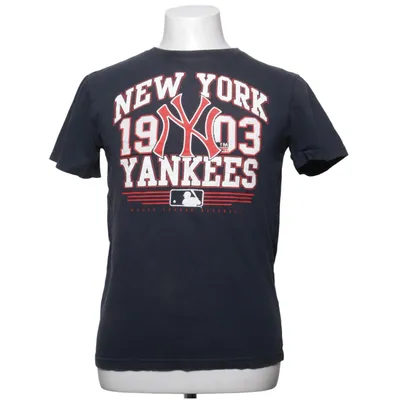 T-shirt (Gray) from Majestic Athletic