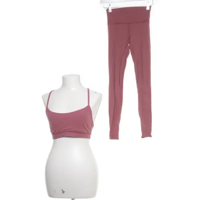Ensemble de vêtements de sport (Rose) de Lululemon