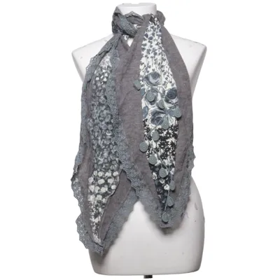 Shawl (Gray, White, Black)