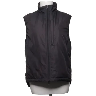 Outer vest (Black) from Backtee