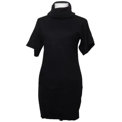 Robe à col roulé (Noir) de J.A.P company Acrylique, Laine