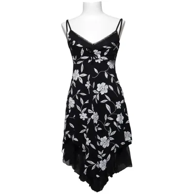 Dress (Black, White) from Esperance
