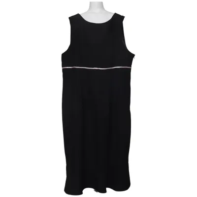 Dress (Black) from Avenue Polyester, Viscose