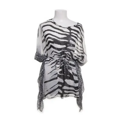 Poncho (White, Black) from Tailya Paris Polyester