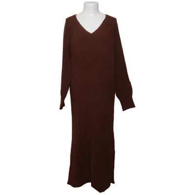 Robe longue (Marron) de Rainbow Acrylique, Élasthane, Polyester