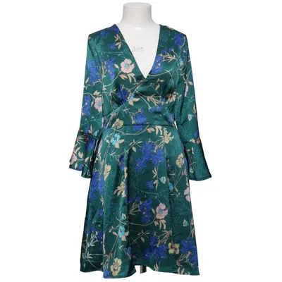 Robe (Kaira) de Louche Polyester