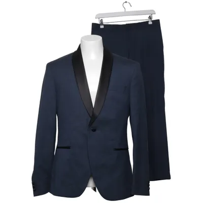 Kostym (Blå) från Isaac Dewhirst