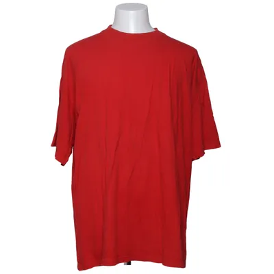T-shirt (Red) from No Problem Sportswear Cotton