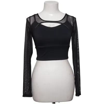 Crop top (Black) from Adanola