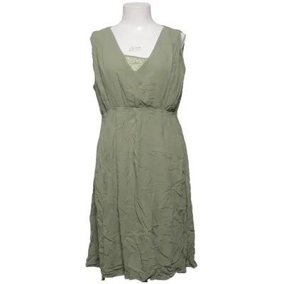 Vente kjole (Grøn) fra Mamalicious Viscose