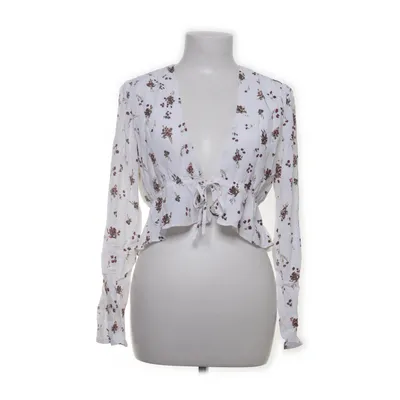 Slå-om bluse (CCV2-2421CK-11) fra Aritzia Polyester, Viscose