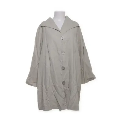 Trenchcoat (Beige) fra McVerdi