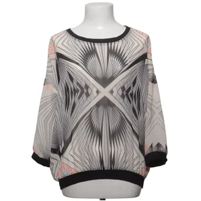 Haut (Noir, Blanc, Rose) de VILA Clothes