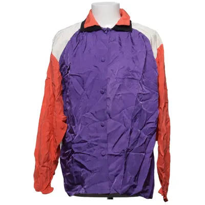 Veste (Violet, Rouge, Blanc, Noir) de Niki Viscose