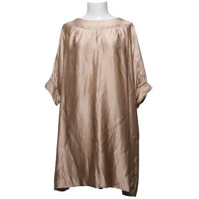 Kjole (Beige) fra WHYRED Silke