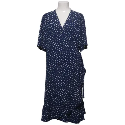 Slå-om-kjole (Blå, Hvid) fra Zizzi Elastan, Genanvendt polyester