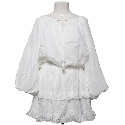 Jurk (Wit) van Yifu