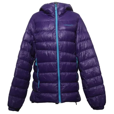 Dunjacka (Lyngen Lightweight Down750 Jacket) från Norrøna Dun, Polyamid